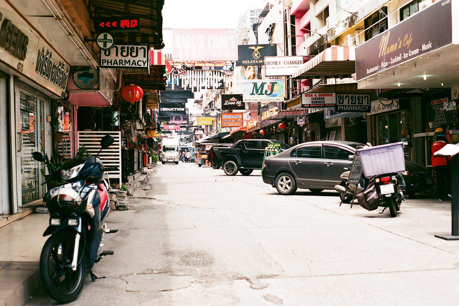 Pattaya, Soi 6
