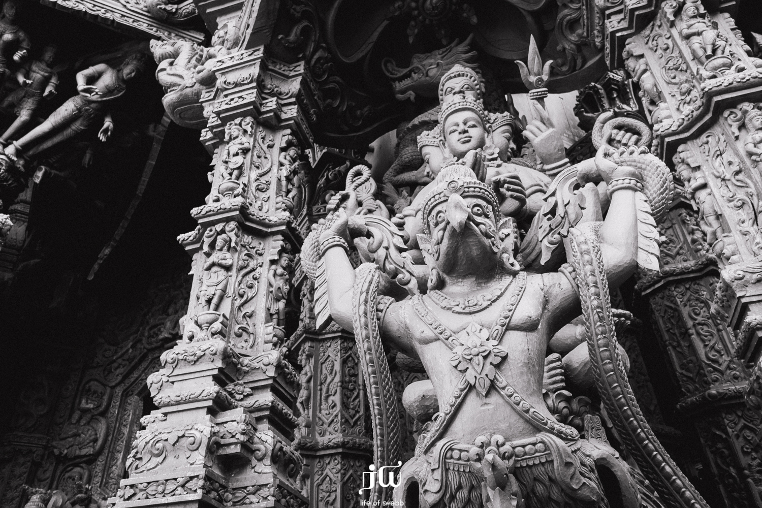 The Sanctuary of Truth, Pattaya