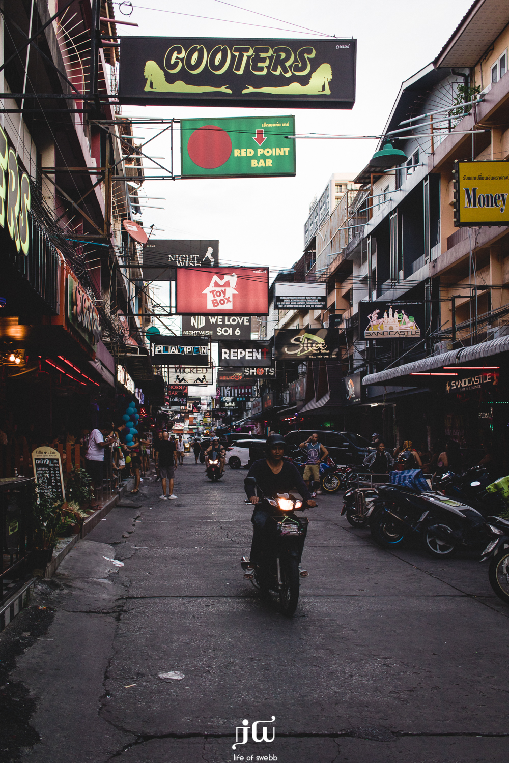 Soi 6, Pattaya